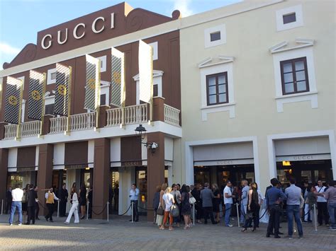 cheap gucci outlet in italy|gucci outlet stores italy.